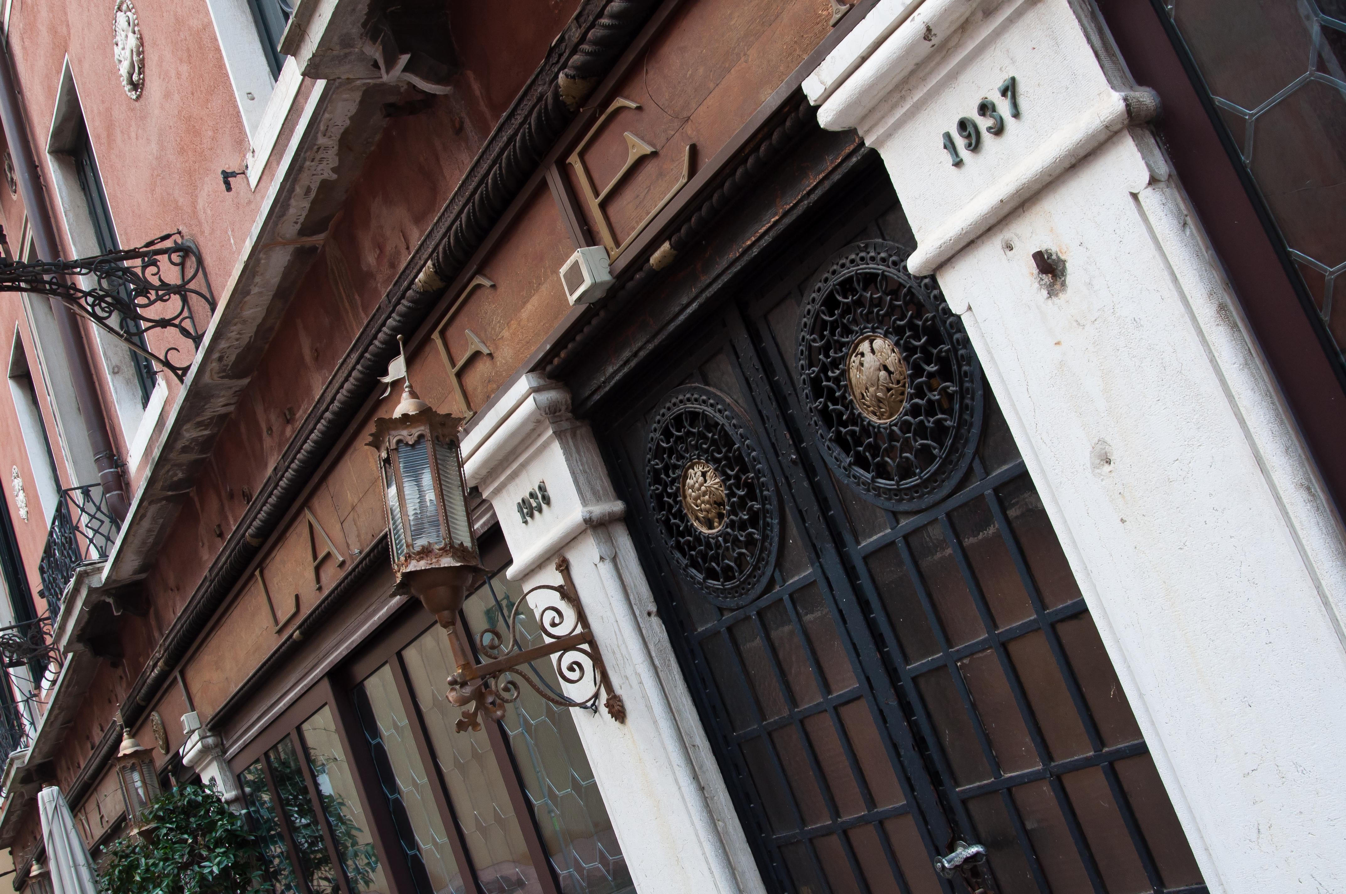 Hotel La Fenice Et Des Artistes Venice Exterior photo